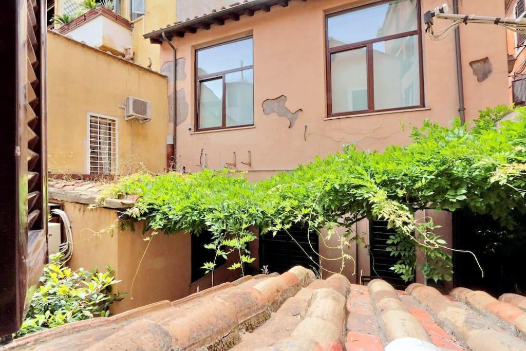 The Red Apartment Roma Dış mekan fotoğraf