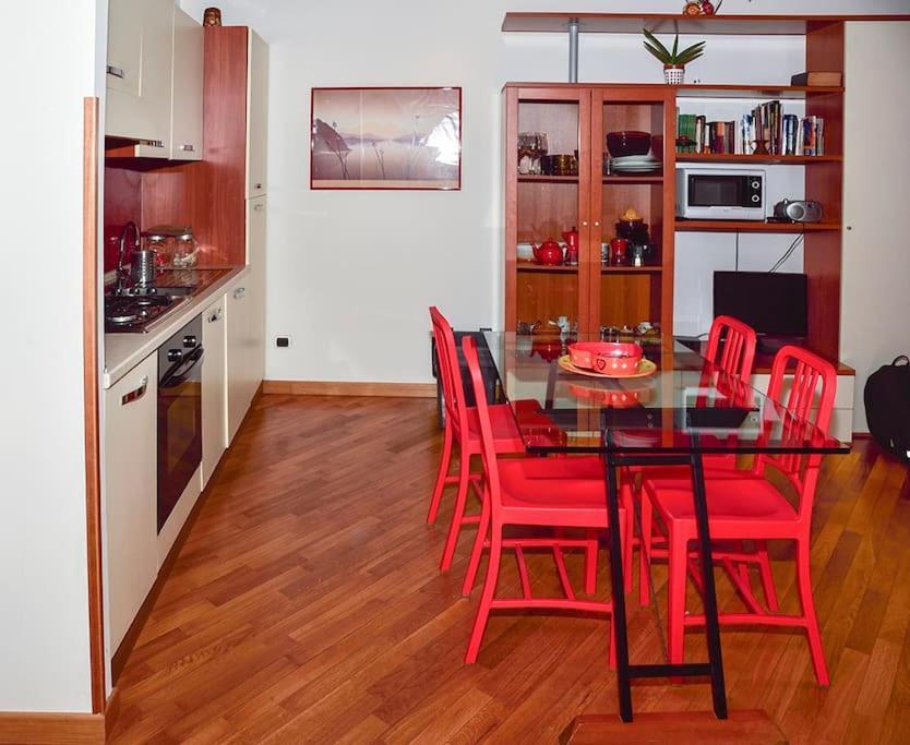 The Red Apartment Roma Dış mekan fotoğraf